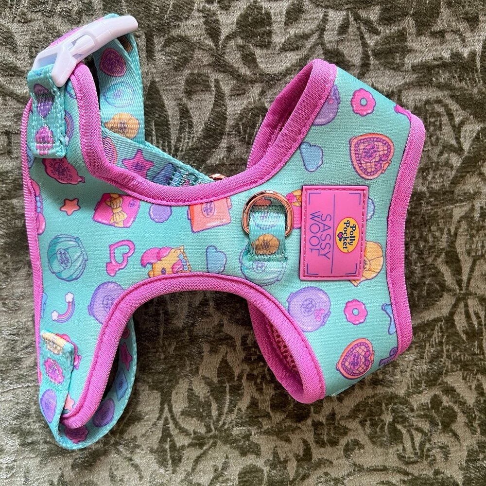 Sassy Woof Dog Harness Polly Pocket Print Size XS NWOT